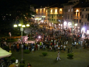 giovedì in piazza