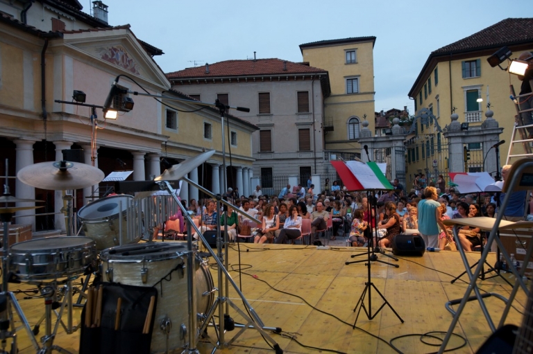 Leggere le sere, the festival of theater, readings, music and dance in Belluno